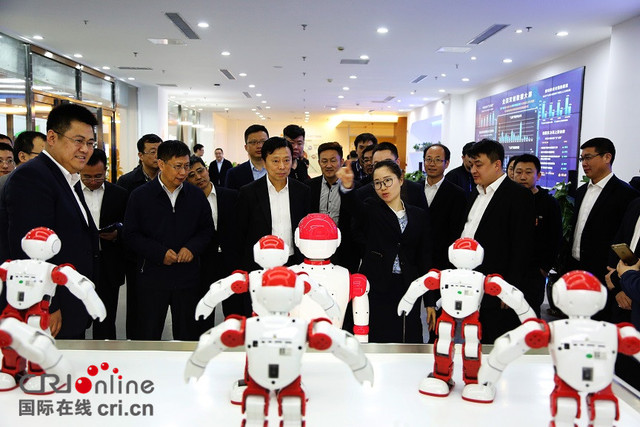 东北首条“双创街”在浑南区中国智谷启动 东北首条“双创街”在浑南区中国智谷启动